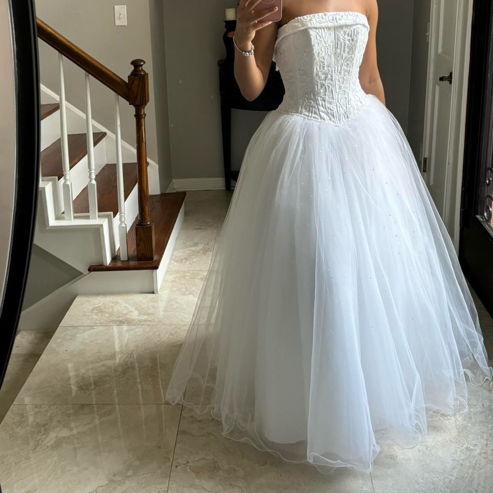 david’s bridal gown